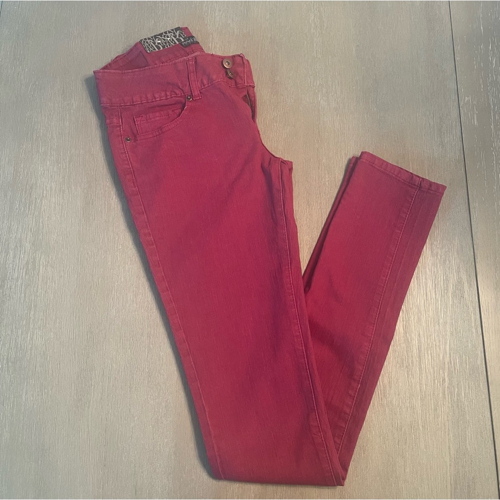 🆕 Royal Blue Skinny 9x37 faded burgundy wash denim long jeans Size 9 37” inseam